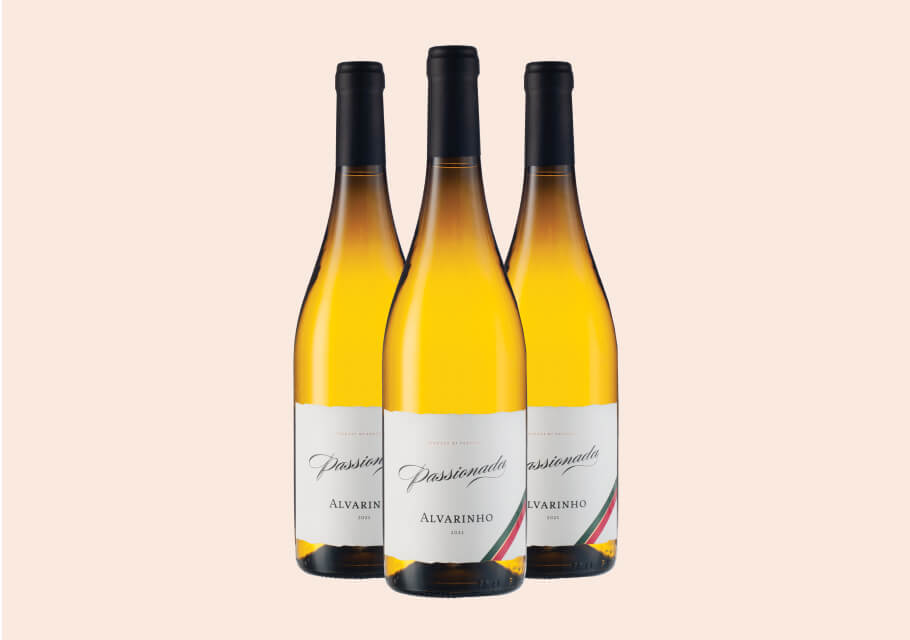 portuguese white wine alvarinho